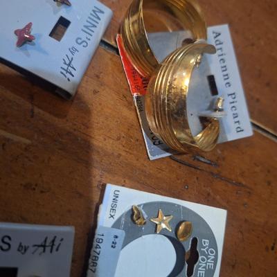 Sale Photo Thumbnail #692: earrings