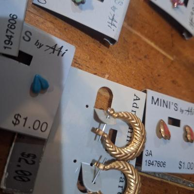 Sale Photo Thumbnail #691: earrings