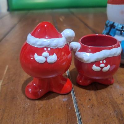 Sale Photo Thumbnail #723: the two small red ones are maybe a toothpick holder for the open one and the closed is one just a companion? We don’t' know the purpose.