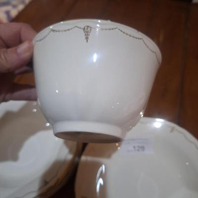 Sale Photo Thumbnail #750: see all photos 