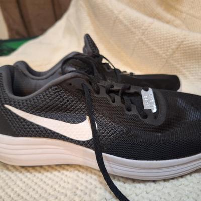 Sale Photo Thumbnail #772: see photos