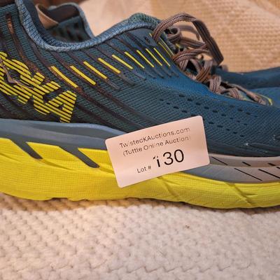 Sale Photo Thumbnail #784: Red or maroon or crimson tote with matching zipper bag