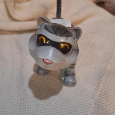 Sale Photo Thumbnail #814: looks like 2 are burnt out and one is missing but the others work.