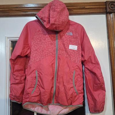 Sale Photo Thumbnail #837: we believe this is a women's medium but there is no size tag to confirm it.