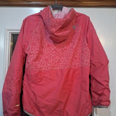 Sale Photo Thumbnail #835: we believe this is a women's medium but there is no size tag to confirm it.