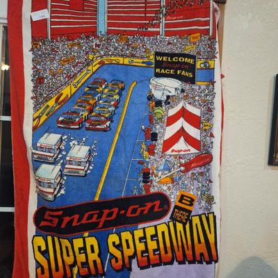 Sale Photo Thumbnail #854: Snap on super speedway beach towel
