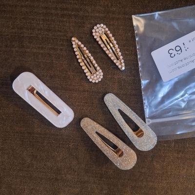 Sale Photo Thumbnail #913: sparkling hair barrettes