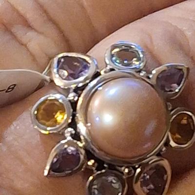 Sale Photo Thumbnail #933: Ring size 8