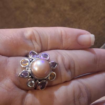 Sale Photo Thumbnail #928: Ring size 8