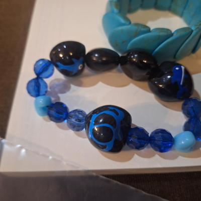 Sale Photo Thumbnail #958: not actual turquoise.