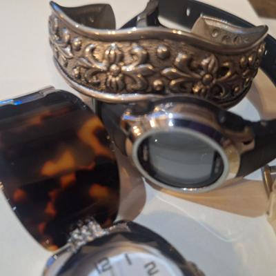 Sale Photo Thumbnail #966: watches and bracelet