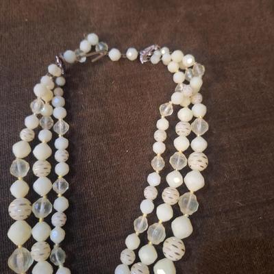 Sale Photo Thumbnail #980: does not react to uv light.