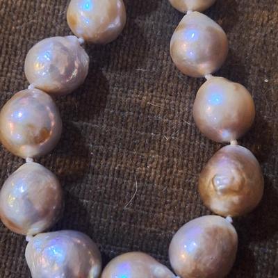 Sale Photo Thumbnail #987: these are large pearls