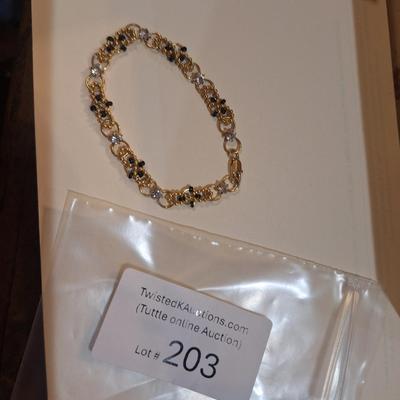 Sale Photo Thumbnail #1048: bracelet 