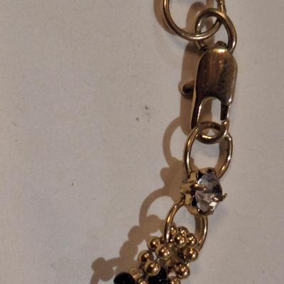 Sale Photo Thumbnail #1049: bracelet 