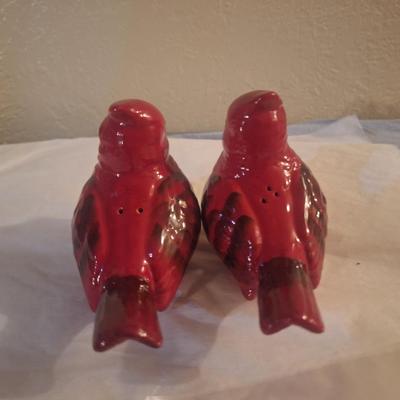 Sale Photo Thumbnail #1123: cardinal salt and pepper shakers