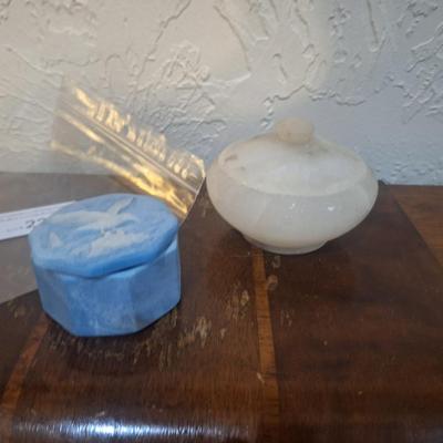 Sale Photo Thumbnail #1135: trinket boxes, satin white  and incolay stone trinket box 