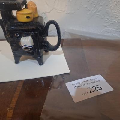 Sale Photo Thumbnail #1149: looks like pot belly stove