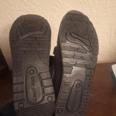 Sale Photo Thumbnail #1219: perfect shoes for slipping on and easy closure