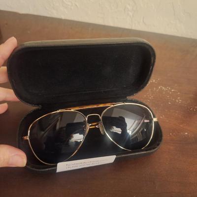 Sale Photo Thumbnail #1226: brand unknown