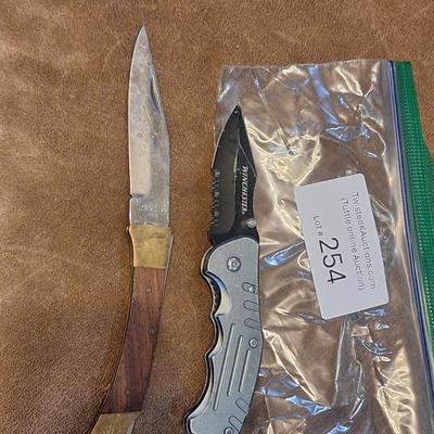 Sale Photo Thumbnail #1306: Two knives