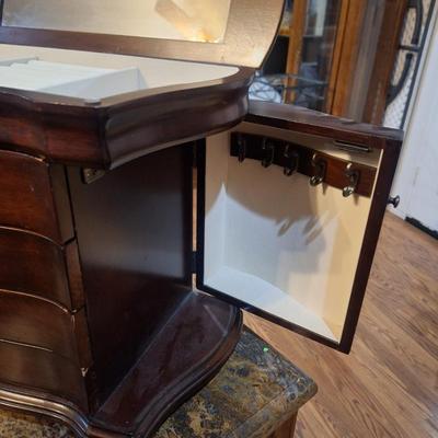 Sale Photo Thumbnail #1352: jewelry box