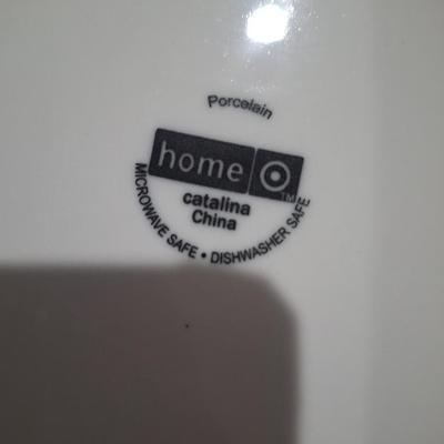 Sale Photo Thumbnail #1388: Blue and White Catalina Medallion plates, set of 4