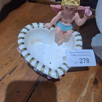 Sale Photo Thumbnail #1418: the plastic fruit in the compote is also included