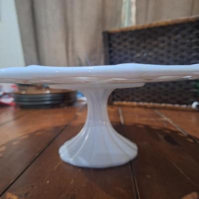 Sale Photo Thumbnail #1435: this is for the stand only, there is no cake cover.