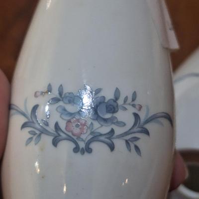 Sale Photo Thumbnail #1507: salt and pepper shakers