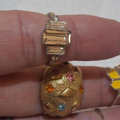 Sale Photo Thumbnail #1514: bundle of rings, all costume