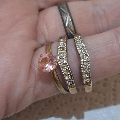 Sale Photo Thumbnail #1511: bundle of rings, all costume