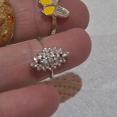 Sale Photo Thumbnail #1512: bundle of rings, all costume