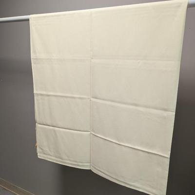 22 - 72" x 72" Table Cloths Signature Plus By Milliken