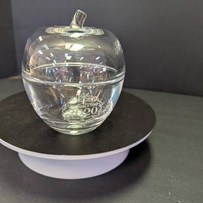 2 Piece Etched Apple Dish Once Upon A Time 2020 Harrah's Cherokee Casino Tiffany & Co.