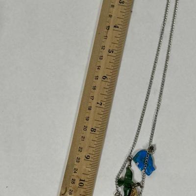 Sale Photo Thumbnail #188: In good previously owned condition. Stone animals depicted are Eagle, Wolf, Polar Bear, White Bison, and Grizzly Bear.