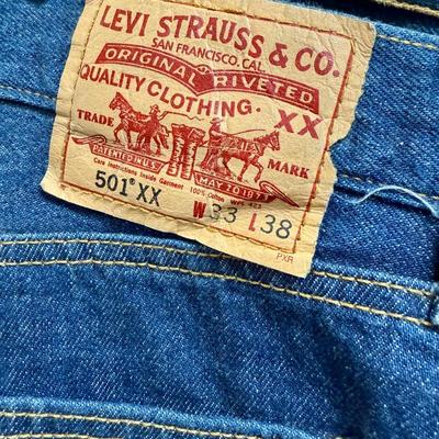 Sale Photo Thumbnail #191: In very good, like new condition, but there is a small light stripe on one leg that I think will go away when washed.5