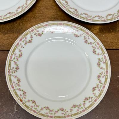 Sale Photo Thumbnail #198: In very good condition.