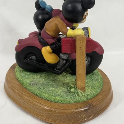 Sale Photo Thumbnail #304: Made in Taiwan. Large and heavy, limited edition #300 of 2500.  Music box crank seems to be frozen, may need adjustment or repair (is accessible from the bottom of the base).  Good display item.