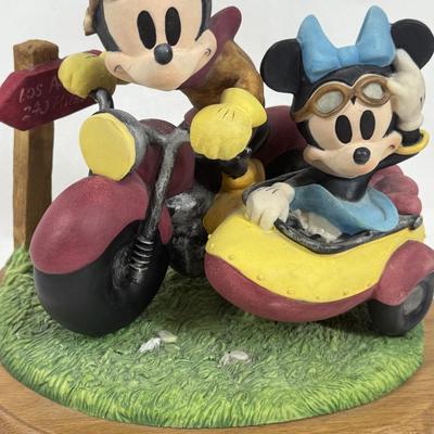 Sale Photo Thumbnail #302: Made in Taiwan. Large and heavy, limited edition #300 of 2500.  Music box crank seems to be frozen, may need adjustment or repair (is accessible from the bottom of the base).  Good display item.