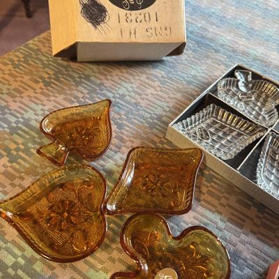 Vintage Tiara Ashtrays Card Suit Sets 14