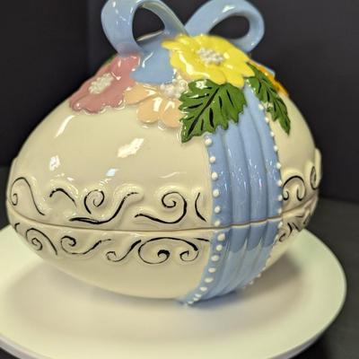 Signed Hand Painted Ceramic Easter Egg