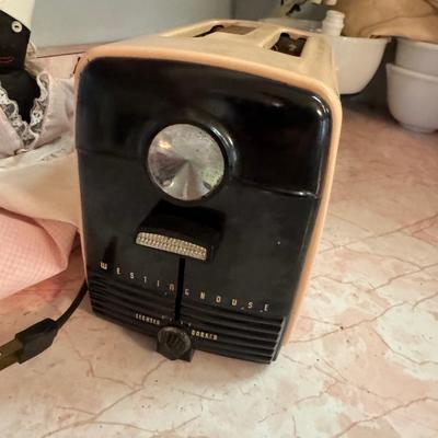 Vintage Westinghouse Toaster w Cover