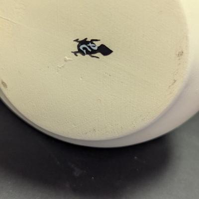 Signed Native American Southwest Indian Small Pottery Piece