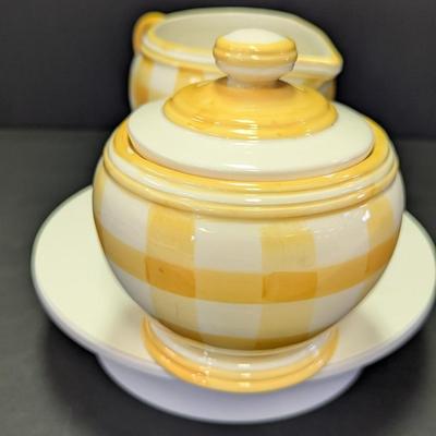 1998 Cracker Barrel Creamer & Sugar Bowl