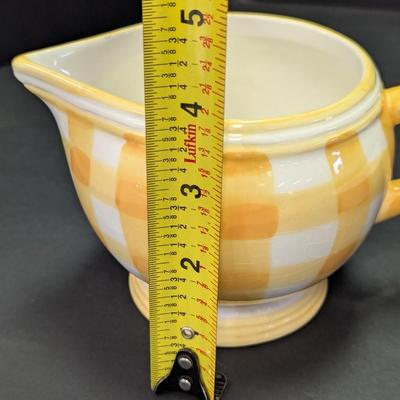 1998 Cracker Barrel Creamer & Sugar Bowl