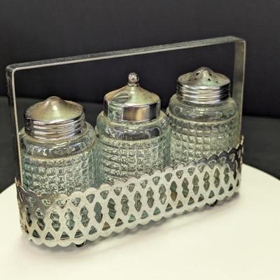 Condiment Set With Silver Rack