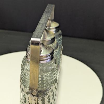 Condiment Set With Silver Rack