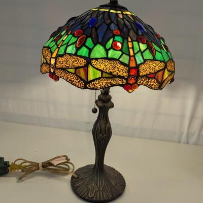Tiffany Style Dragonfly Stained Glass Table Lamp
