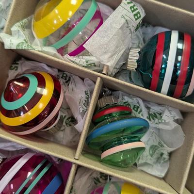 9 - Shiny Brite Vintage American 1940's Design Recreations